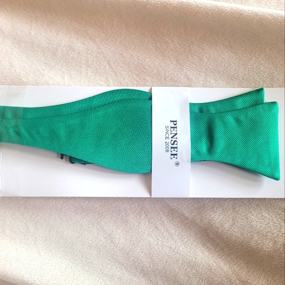 Men's Green Bow Tie